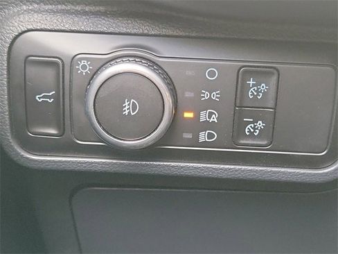 Used 2025 Ford Explorer Active w/ Active Comfort Package image 20