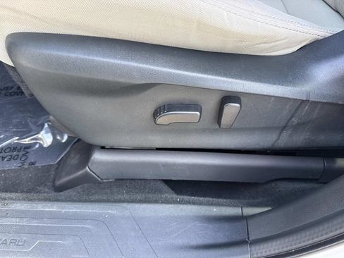 Used 2019 Subaru Ascent Premium AWD/4WD image 27