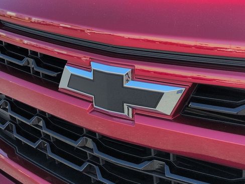 Certified 2023 Chevrolet Silverado 1500 RST w/ Z71 Off-Road Package AWD/4WD image 30