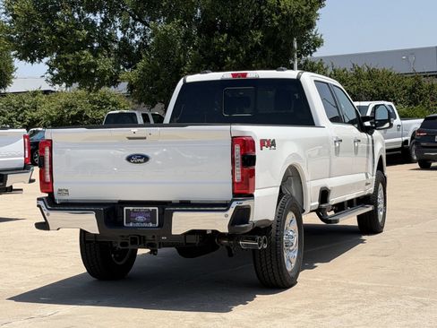 New 2026 Ford F350 Lariat w/ Chrome Package AWD/4WD image 4