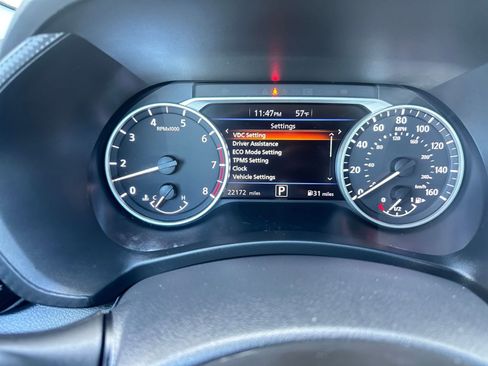 Used 2025 Nissan Sentra SV image 40