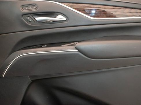 Used 2021 Cadillac Escalade Sport Platinum AWD/4WD image 11