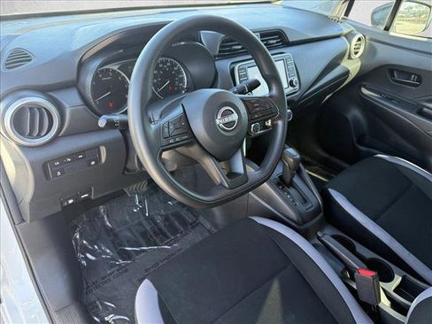 Used 2025 Nissan Versa S w/ S Plus Package image 12
