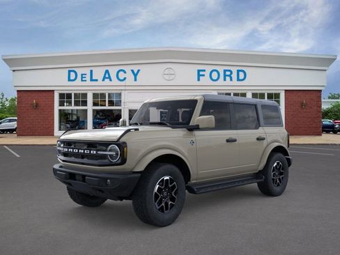 New 2026 Ford Bronco Outer Banks image 1