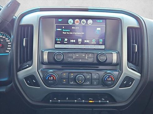 Used 2018 GMC Sierra 1500 SLT w/ SLT Preferred Package AWD/4WD image 20