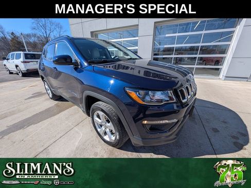 Used 2019 Jeep Compass Latitude w/ Cold Weather Group AWD/4WD image 1