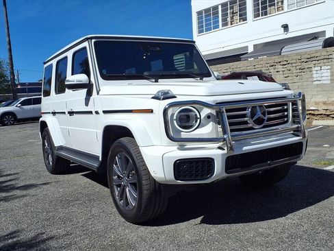 Used 2025 Mercedes-Benz G 550 image 3