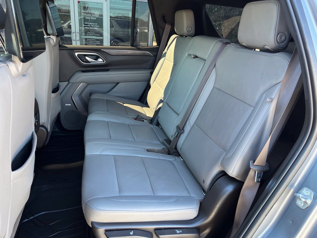 Used 2021 Chevrolet Tahoe Z71 w/ Z71 Off-Road Package AWD/4WD image 16