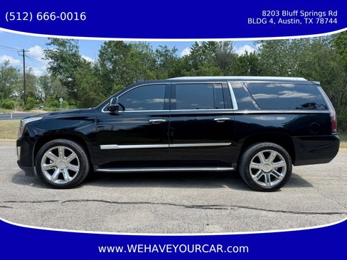 Used 2020 Cadillac Escalade ESV Luxury AWD/4WD image 2