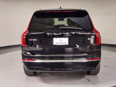New 2026 Volvo XC90 B6 Plus w/ Protection Package Premier AWD/4WD image 10