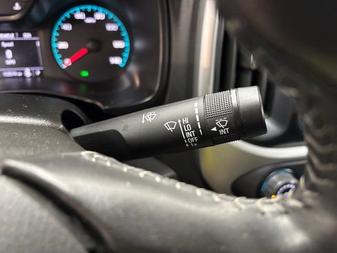 Used 2022 Chevrolet Colorado LT w/ Safety Package image 23