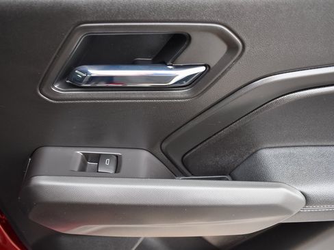 Used 2025 GMC Canyon Elevation image 14