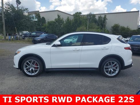 Used 2019 Alfa Romeo Stelvio Ti Sport w/ Quick Order Package 22S Sport image 2
