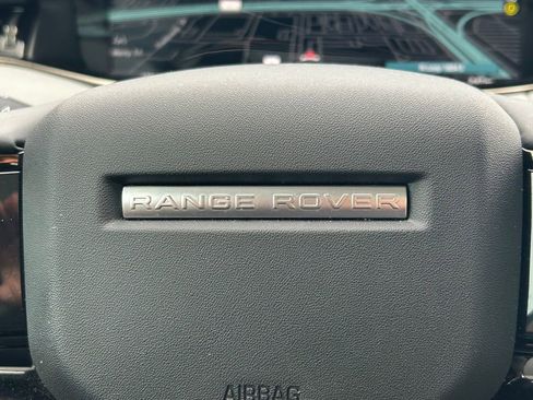 Used 2024 Land Rover Range Rover Evoque Dynamic SE AWD/4WD image 40