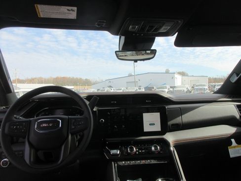 New 2026 GMC Sierra 2500 AT4 image 17