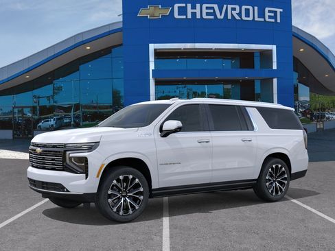 New 2026 Chevrolet Suburban High Country image 26