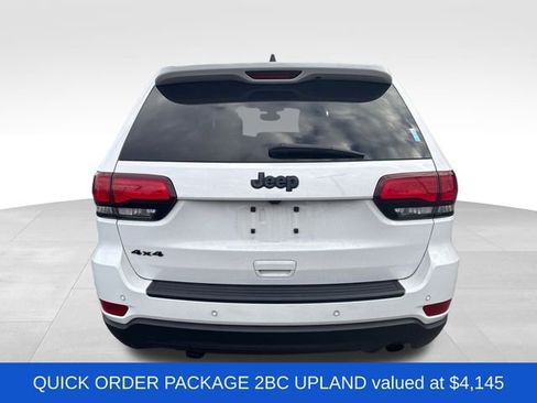 Used 2019 Jeep Grand Cherokee Laredo image 7