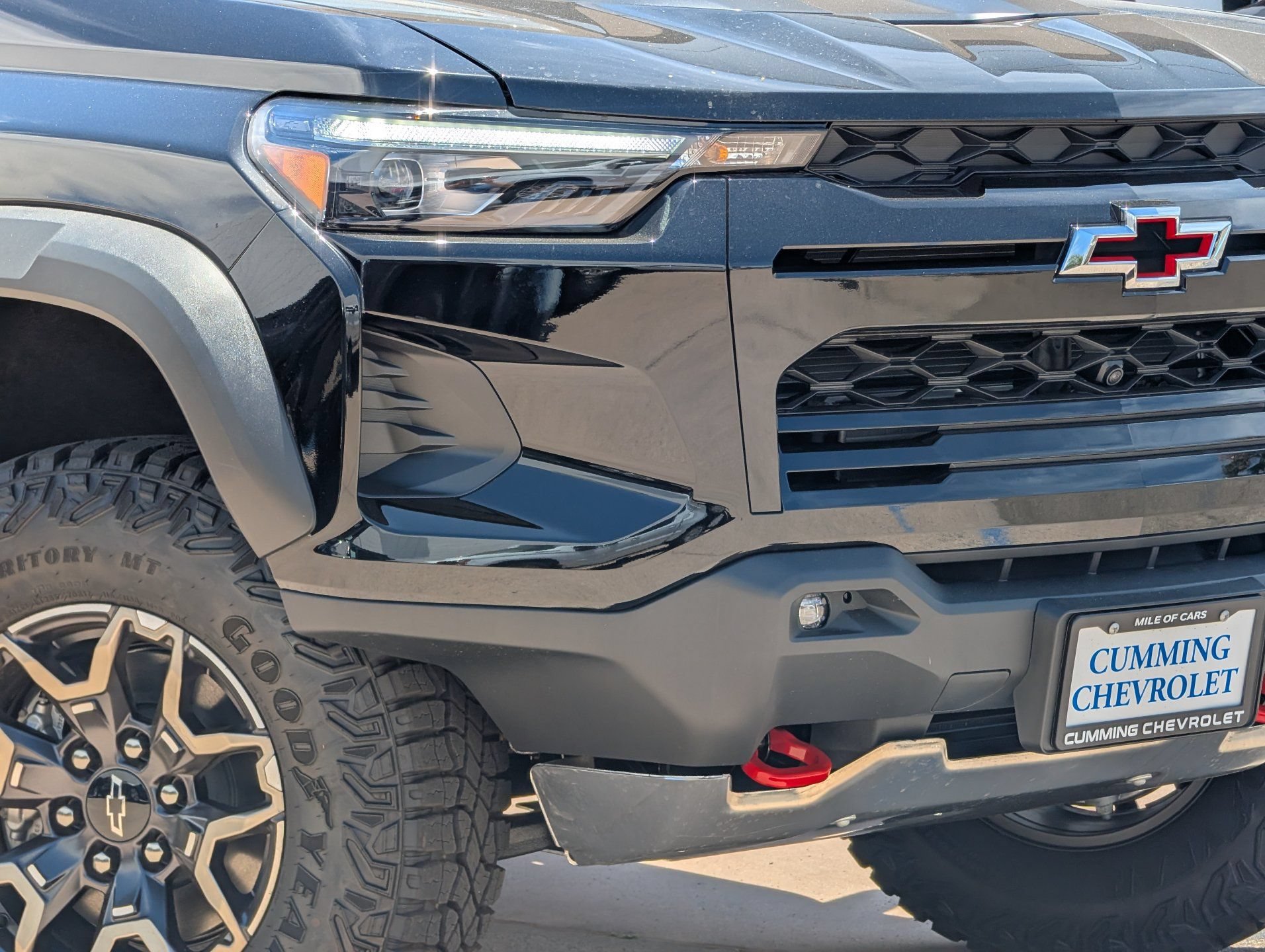 New 2026 Chevrolet Colorado ZR2 w/ Technology Package AWD/4WD image 3