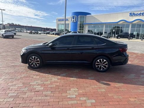 Used 2024 Volkswagen Jetta S FWD image 3