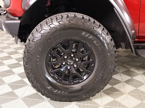 Used 2025 Ford Bronco Raptor AWD/4WD image 18