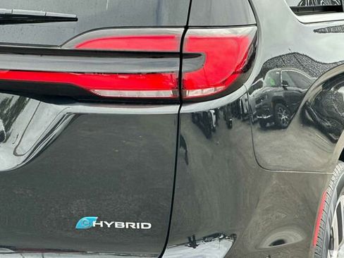 New 2023 Chrysler Pacifica Pinnacle image 26