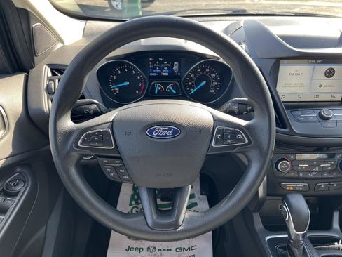 Used 2019 Ford Escape SE image 23