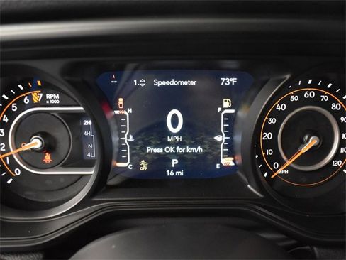 New 2025 Jeep Gladiator Sport image 11