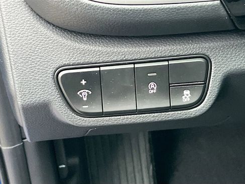 New 2026 Kia Seltos S image 11