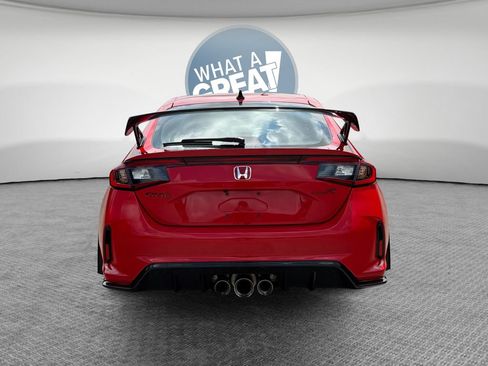 Used 2025 Honda Civic Type R image 4