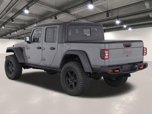 Used 2021 Jeep Gladiator Mojave AWD/4WD image 3
