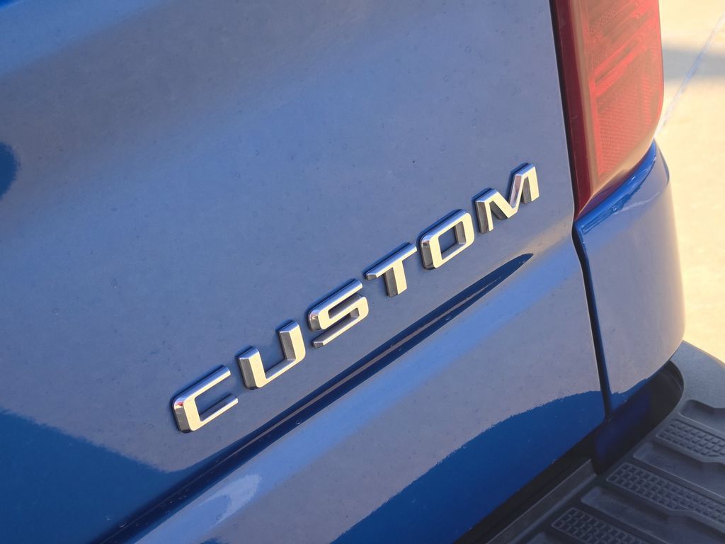 Used 2024 Chevrolet Silverado 1500 Custom RWD image 11