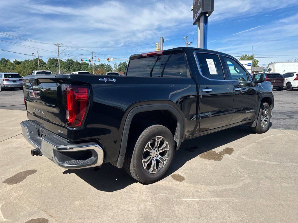 Used 2026 GMC Sierra 1500 SLT AWD/4WD image 5