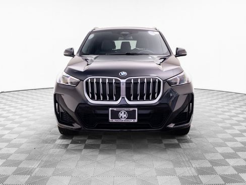 Used 2024 BMW X1 xDrive28i w/ M Sport Package AWD/4WD image 7