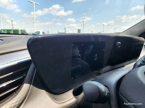 Used 2024 Buick Encore GX Preferred image 29