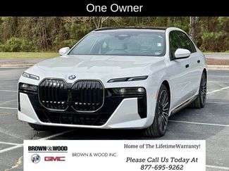 Used 2025 BMW 740i w/ Premium Package video 1