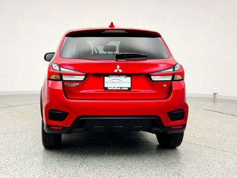 Used 2023 Mitsubishi Outlander Sport ES image 6