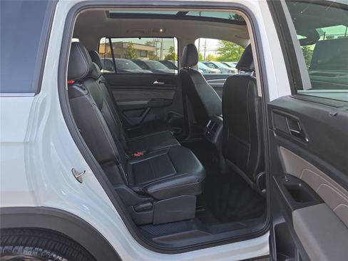 Used 2022 Volkswagen Atlas SEL image 33