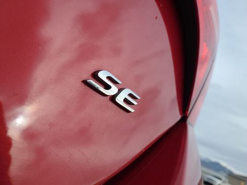 Used 2019 Toyota Corolla SE FWD image 16