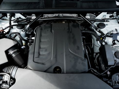 New 2025 Audi Q5 Premium Plus image 29