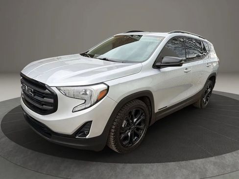 Used 2021 GMC Terrain SLT w/ Infotainment Package II AWD/4WD image 1