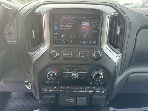 Used 2020 Chevrolet Silverado 1500 LTZ w/ LTZ Plus Package image 15