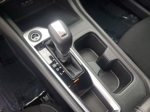 Used 2022 Nissan Sentra SV FWD image 23