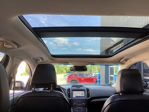 Used 2020 Ford Edge SEL w/ Convenience Package AWD/4WD image 15