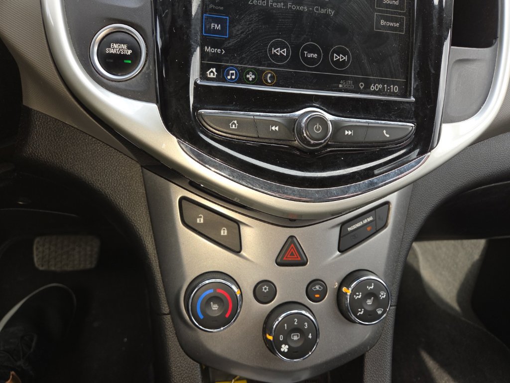 Used 2019 Chevrolet Sonic Premier FWD image 22
