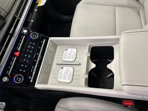 New 2026 Hyundai Santa Fe Limited image 33