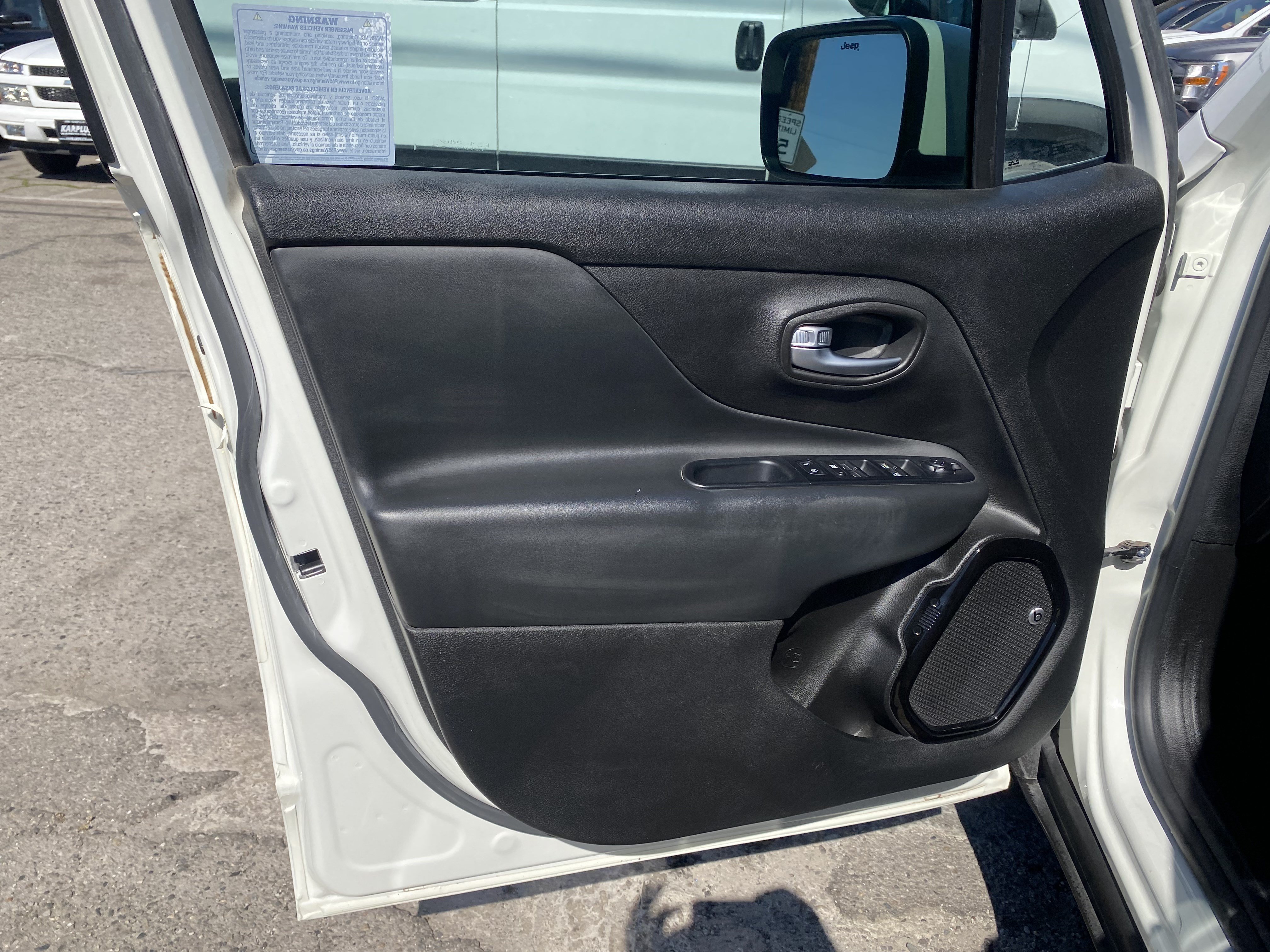 Used 2019 Jeep Renegade Altitude w/ Quick Order Package 22M FWD image 13