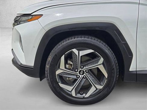 Used 2022 Hyundai Tucson Limited AWD/4WD image 10