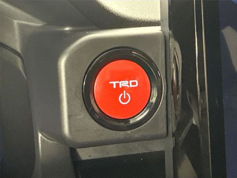 Certified 2024 Toyota Tacoma TRD Pro AWD/4WD image 21