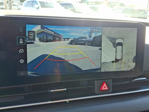 Used 2025 Kia Carnival SX image 19