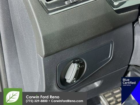 Used 2022 Volkswagen Tiguan SE R-Line image 13